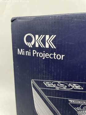 Kjm-203 Qkk White Lcd Home Theater Presentation Mini Projector Not Tested