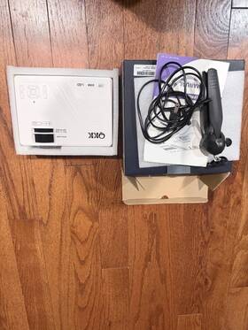 Qk-03 Qkk Wi-fi Pmini Movie Projector Hd Video Home Theater - Under 10 Hrs Use