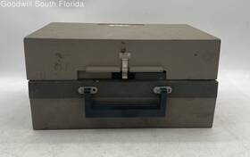 P-2045 Rexina Vintage 8 Auto Thread Zoom 8mm Movie Projector