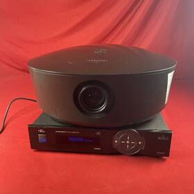 F633hcl6001 Runco Home 3d Projector System And Dc-300 Digital Controller - Read