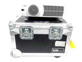 C1755-100 Sanyo Plc-xu46 2 500 Lumens Xga Conference Room Projector In Case