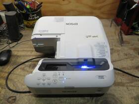 695wi See Title/description H740a Epson Brightlink 3lcd Projector - 1587 Lamp Hours No Remote