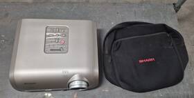 Xr-11xc Sharp Xr-11xr Notevision Multimedia Projector With Lamp And Case Tested
