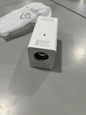 Shenzhen 008678897908 White Mini Projector -