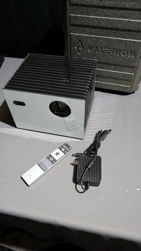 Plus2 Smart Valerian Visionmaster Projector. 4k. Silver