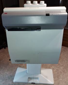 Vpl-sw630 Sony Lcd Projector - 3.100 Lumen Mounting Hardware 1430 Lamp Hours