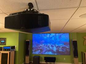 Vpl-vw915es Sony 4k Hdr Laser Home Theater Projector Excellent Used Condition