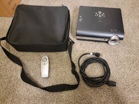 Tdp-t45 Toshiba Tdp-45 - Dlp Projector 2500 Ansi Hd Hdmi Remote And Cables Mint