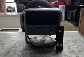 Ultimea U0322 Projector And Remote Nova C40 Free Shipping