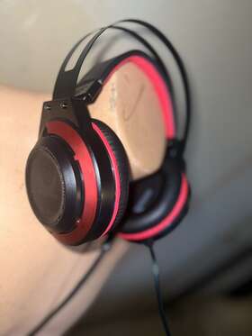 Cm7000 Vankyo Commander Gaming Headset - Red Black