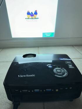Pjd5352 Viewsonic Projector - Xga Short Throw 2600 Lumens 1.2x Zoom 1dcr Pjd5352 Viewsonic Projector - Xga Short Throw 2600 Lumens 1.2x Zoom 1dcr