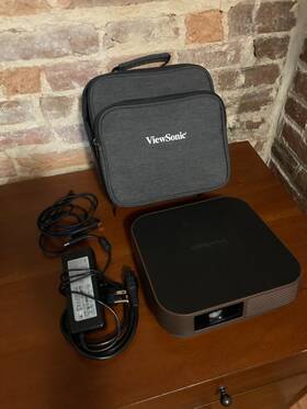 Vs17808 Viewsonic Digital Projector M2 - Incl. Tripod And Extension Cord Vs17808 Viewsonic Digital Projector M2 - Incl. Tripod And Extension Cord