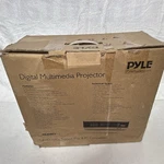 Pyle PRJD903 Lcd Projector White/silver - Good Condition. Fixed Price $36.00.