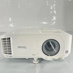 Benq MH733 Full Hd 1080P Digital Projector- 681 Lamp Usage. Fixed Price $580.00.