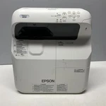 Epson Lcd Powerlite 685W Ultra Short-throw Hdmi Projector 1596 Lamp Hours. Fixed Price $99.95.