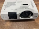 Epson Brightlink 536WI Interactive Wxga 3LCD Projector (model: H670A). Fixed Price $89.99.