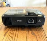 Epson EX9220 3LCD Wuxga Portable Desktop Projector Wireless W/ Accessories. Fixed Price $695.00.