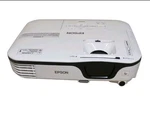 Epson VS210 Svga 3LCD Projector 2,600 Lumens, 800X600 New In Box. Fixed Price $150.00.