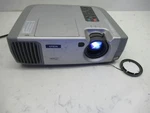 Epson Powerlite 600P EMP-600 Svga Digital Projector 1700 Lumens Lcd. Fixed Price $59.95.
