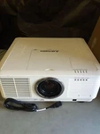 Mitsubishi XD8100U XD8100LU Dlp Projector, 7000 Lumens, New Lamp Option!. Fixed Price $750.00.