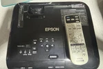 Epson EX9200 H722A 3LCD Home Theater Projector 469 Lamp Hours 1920X1200 W/remote. Fixed Price $130.00.