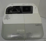 Brightlink 485WI Wxga 3LCD Projector 2-3KHOURS W/epson Mount. Fixed Price $60.00.