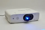 Panasonic PT-FX500 Xga 4:3 5000 Lumens 3LCD 1024X768 Hdmi Vga Dicom Projector. Fixed Price $74.98.