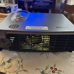 Benq DS650 Dlp Projector Hdtv Usb 110V 220V240V Remote Tested Working. Fixed Price $90.00.