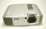 Epson Powerlite 811P Projector / EMP-800UG 0418M -- Cc. Fixed Price $49.95.