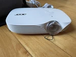 Acer K138ST Short Throw Projector Case Manuals Remote *excellent Condition*. Fixed Price $300.00.