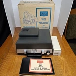 Sears Easi-load M-33 Slide Projector 9833 Works But Fan Doesn't. Fixed Price $5.70.