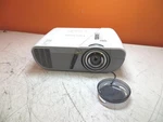 Viewsonic PJD6352LS Lightstream High-res 4:3 Xga 1024X768 Short Throw Projector. Fixed Price $114.75.