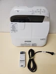 Epson Powerlite 580 3LCD Projector 3200 Lumens - 1560 Lamp Hours. Fixed Price $98.00.