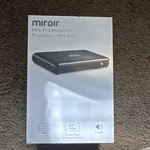 Miroir Mini Projector M190 Dlp 480P Portable Built-in Speakers. Fixed Price $100.00.