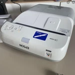Epson Brightlink 455WI 3-LCD 2500 Ansi Lumens Projector -working Good.. Fixed Price $89.99.
