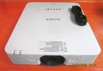 Sony VPL-FH30 Projector 1701 Hrs.. Fixed Price $153.50.